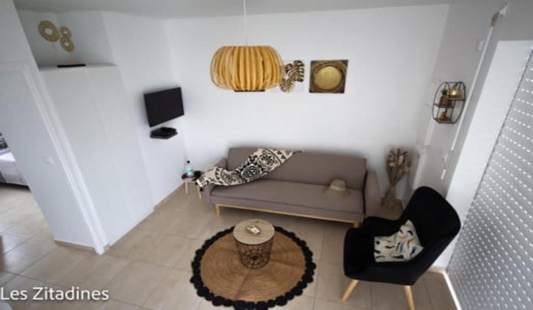 Les Zitadines Villa Sainte-Anne  Bagian luar foto