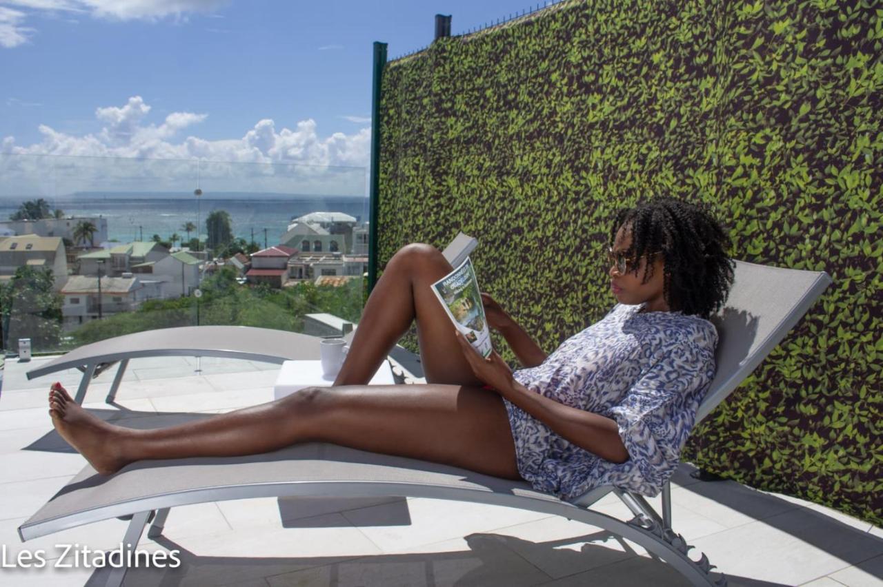 Les Zitadines Villa Sainte-Anne  Bagian luar foto